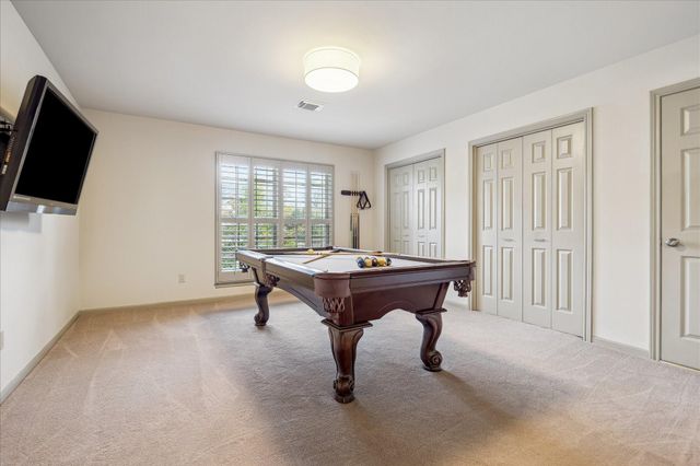 5 Lochtyne Circle, Houston, TX 77024