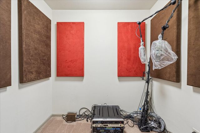 5 Lochtyne Circle, Houston, TX 77024