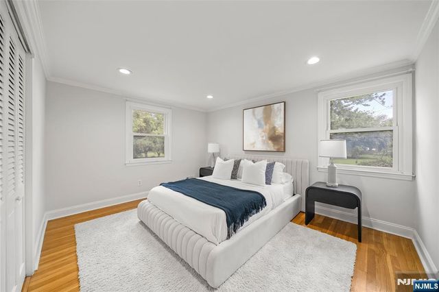 14 Greenway Court, Closter, NJ 07624