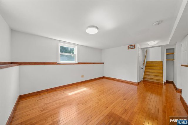14 Greenway Court, Closter, NJ 07624