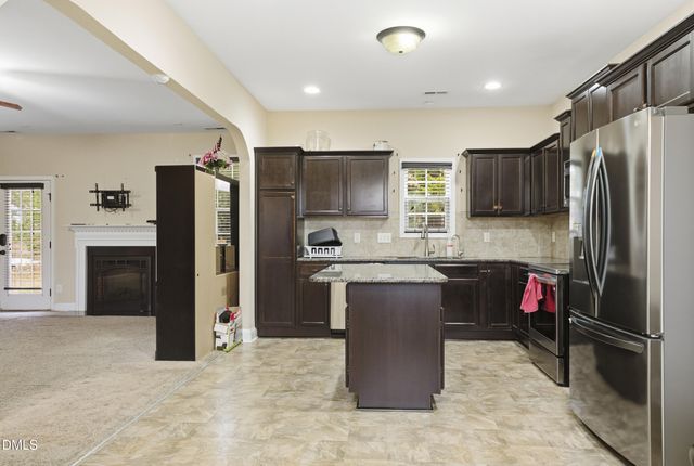 479 Wedgefield Drive, Raeford, NC 28376