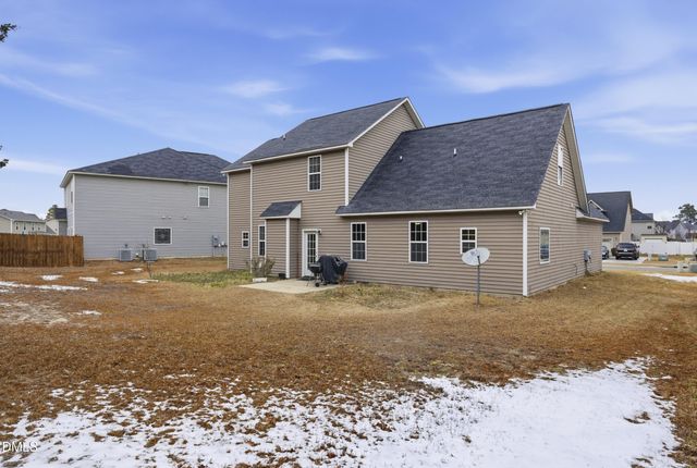 479 Wedgefield Drive, Raeford, NC 28376