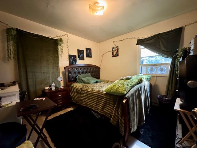 1975 Clinton Street, Muskegon City, MI 49442