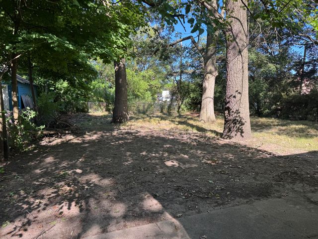 1975 Clinton Street, Muskegon City, MI 49442