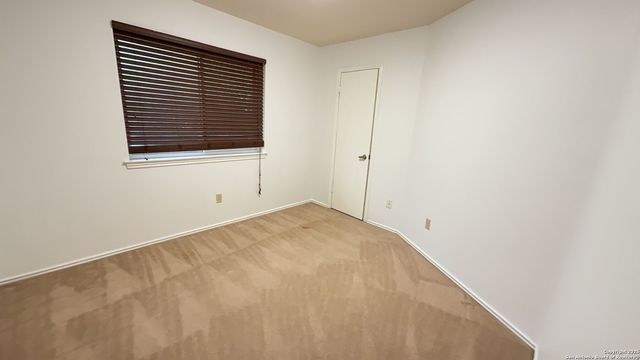 8642 Quail Whisper, San Antonio, TX 78250