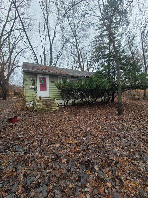 2605 N Pine Street, Waukegan, IL 60087