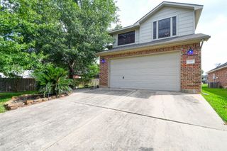 107 Cove W, Conroe, TX 77356