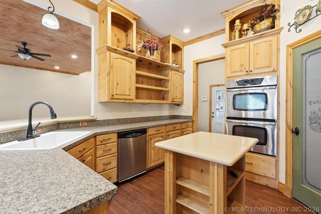 383 Bridlewood Drive, Durant, OK 73449