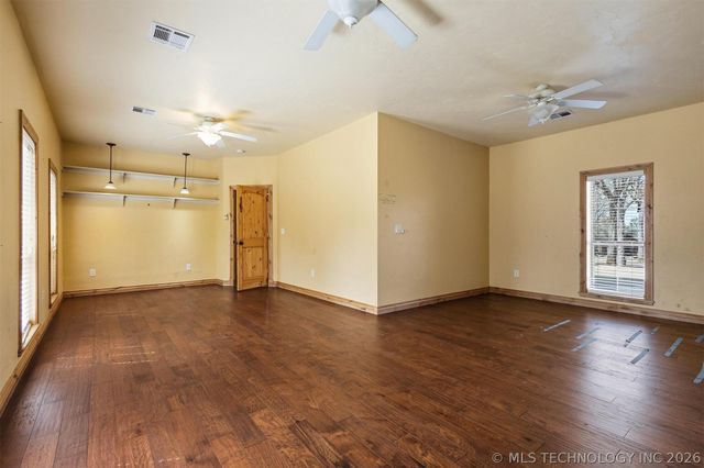 383 Bridlewood Drive, Durant, OK 73449