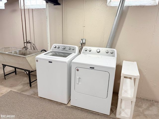 21300 Briarcliff Street, Saint Clair Shores, MI 48082