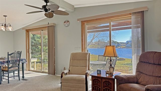 9372 Lakeview Drive, Cadillac, MI 49601