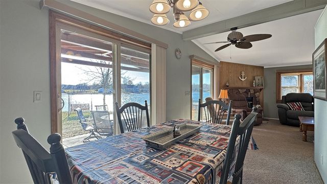 9372 Lakeview Drive, Cadillac, MI 49601