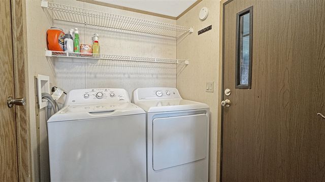 9372 Lakeview Drive, Cadillac, MI 49601