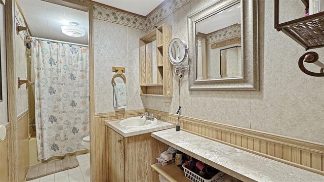 9372 Lakeview Drive, Cadillac, MI 49601