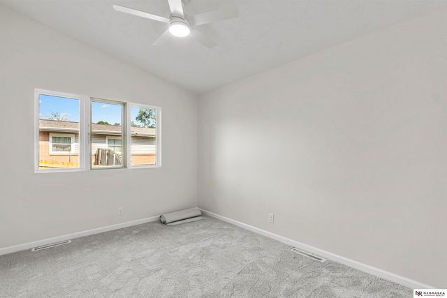 9658 Corby Street, Omaha, NE 68134