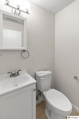 9658 Corby Street, Omaha, NE 68134