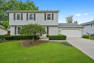 41 Lockman Circle, Elgin, IL 60123