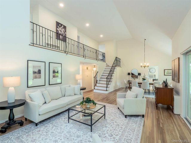 149 Chestnut Road, Manhasset, NY 11030