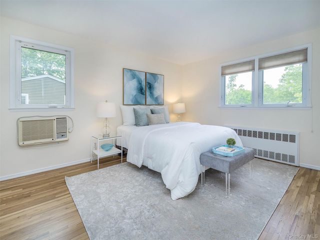 149 Chestnut Road, Manhasset, NY 11030