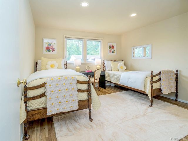 149 Chestnut Road, Manhasset, NY 11030