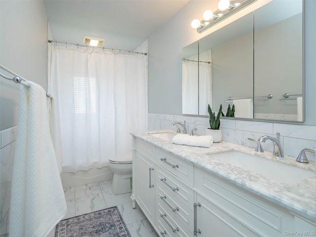 149 Chestnut Road, Manhasset, NY 11030