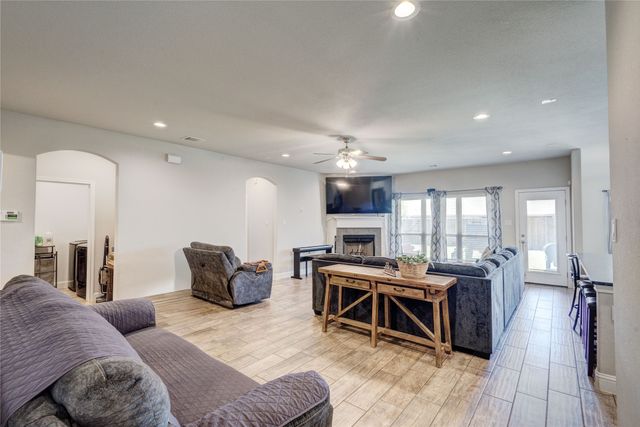 1408 Eagle Nest Drive, Pelican Bay, TX 76020