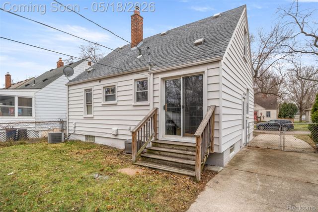 4115 Academy Street, Dearborn, MI 48125