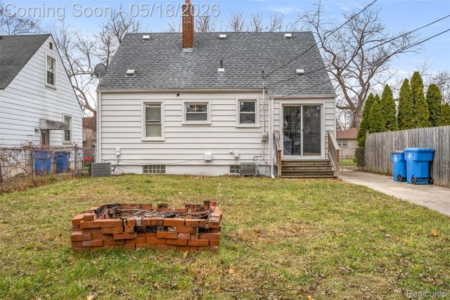 4115 Academy Street, Dearborn, MI 48125