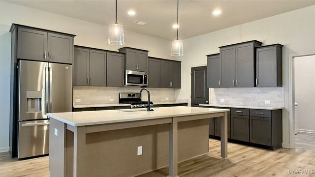 9592 Dakota Drive, Pike Road, AL 36064