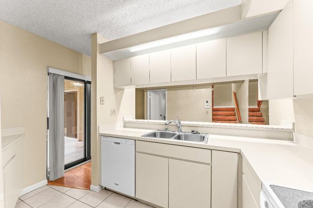 3742 Victoria Drive, West Palm Beach, FL 33406