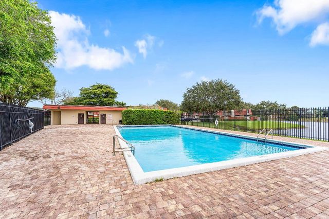 3742 Victoria Drive, West Palm Beach, FL 33406