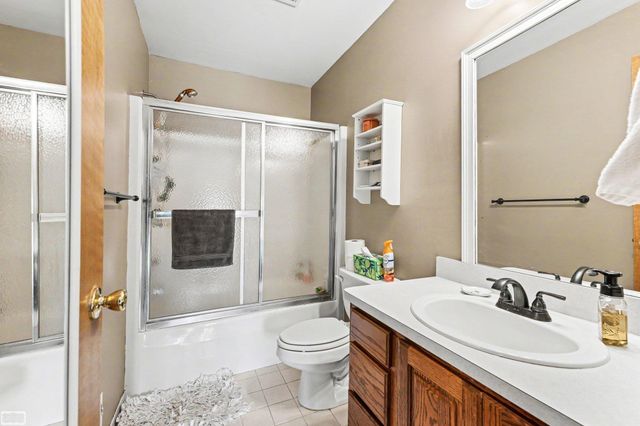 12525 Metcalf Road, Emmett, MI 48022