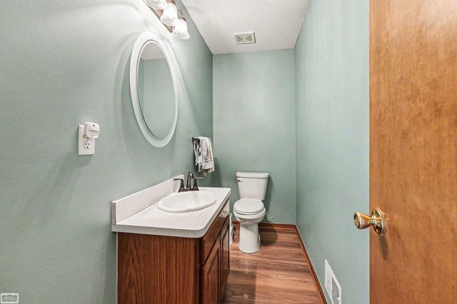12525 Metcalf Road, Emmett, MI 48022