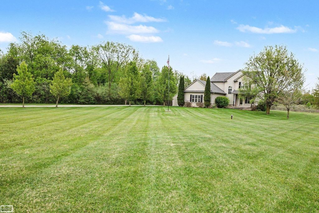 12525 Metcalf Road, Emmett, MI 48022