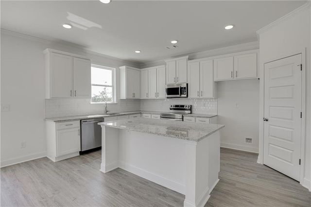 7240 Millbrae Walk, Flowery Branch, GA 30542
