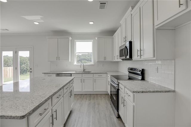 7240 Millbrae Walk, Flowery Branch, GA 30542