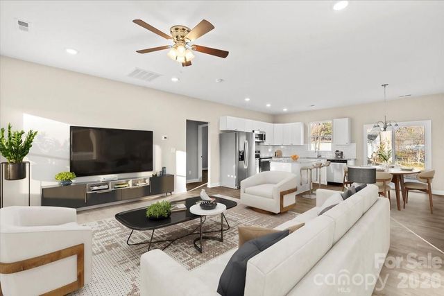 712 N Washington Street, Shelby, NC 28150