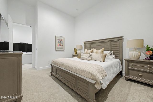 39012 N 6TH Drive, Phoenix, AZ 85086