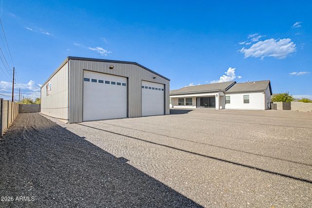 39012 N 6TH Drive, Phoenix, AZ 85086