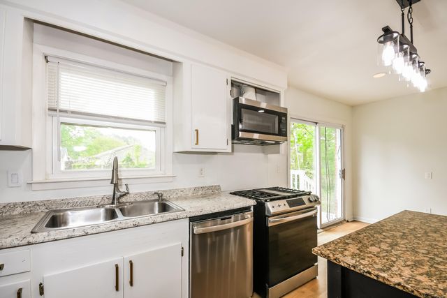 2373 Otranto Road, North Charleston, SC 29406