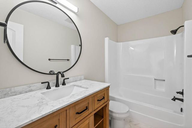 7940 Lad Parkway, Brooklyn Park, MN 55443