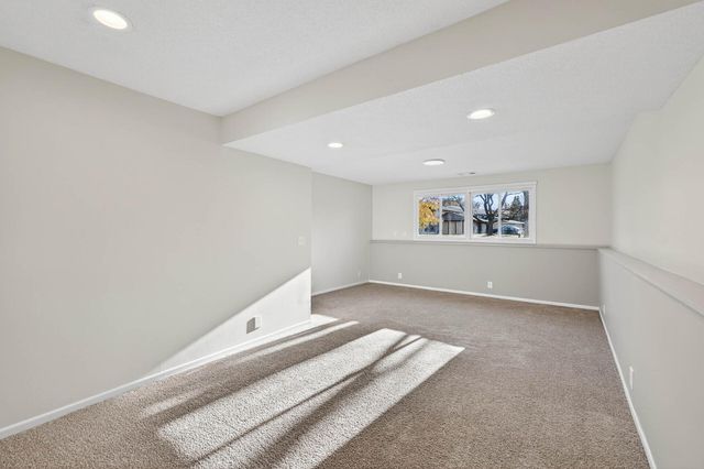 7940 Lad Parkway, Brooklyn Park, MN 55443