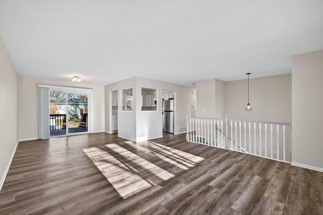 7940 Lad Parkway, Brooklyn Park, MN 55443