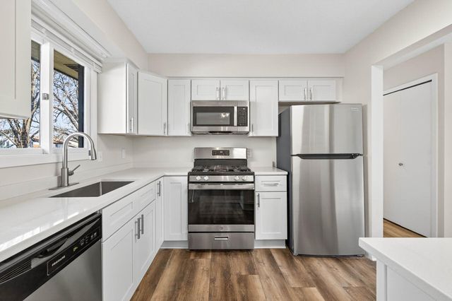 7940 Lad Parkway, Brooklyn Park, MN 55443