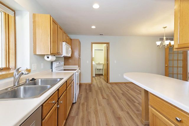 615 Shah Avenue, Fort Atkinson, WI 53538