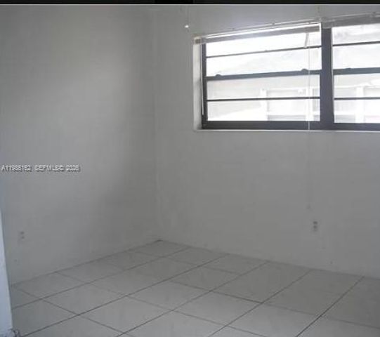 1941 NW 152nd Ter, Miami Gardens, FL 33054