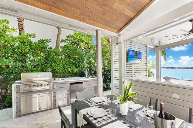 7810 Miami View Dr, North Bay Village, FL 33141