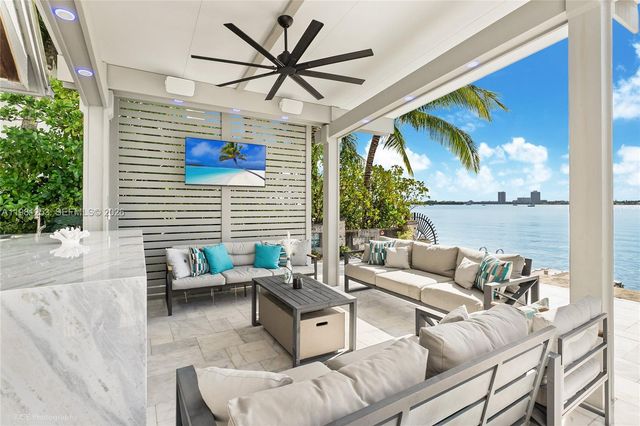 7810 Miami View Dr, North Bay Village, FL 33141