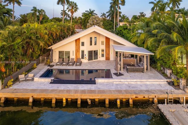 7810 Miami View Dr, North Bay Village, FL 33141