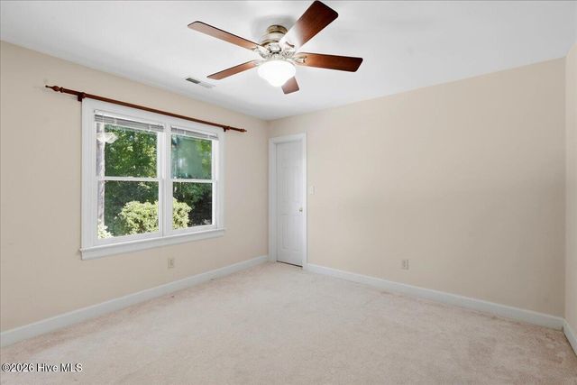 5002 Greenbrier Lane N, Wilson, NC 27896